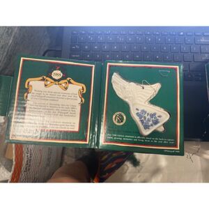 Vintage Pfaltzgraff Angel with Violin Ornament – Seasons Greetings Collection